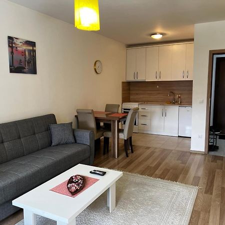Ferienwohnung Blini Complex Pristina Exterior foto